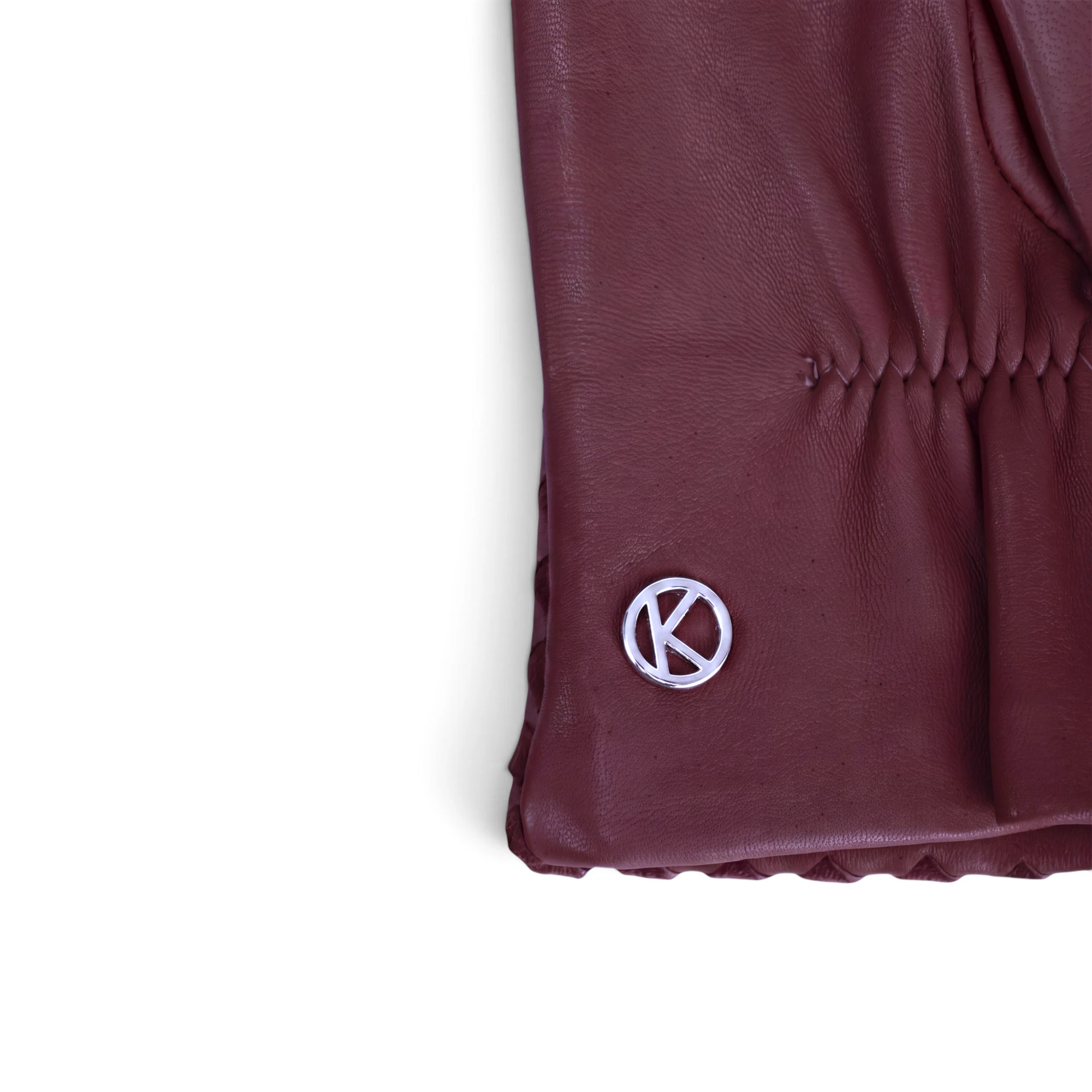 Modell Mila Suede Cashmere