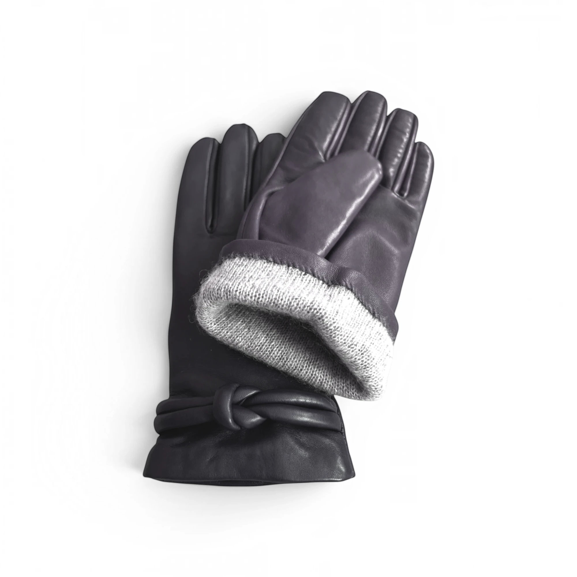 Modell Olivia Cashmere Modell Olivia Cashmere